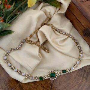 Minimalist Victorian hip chain - Green