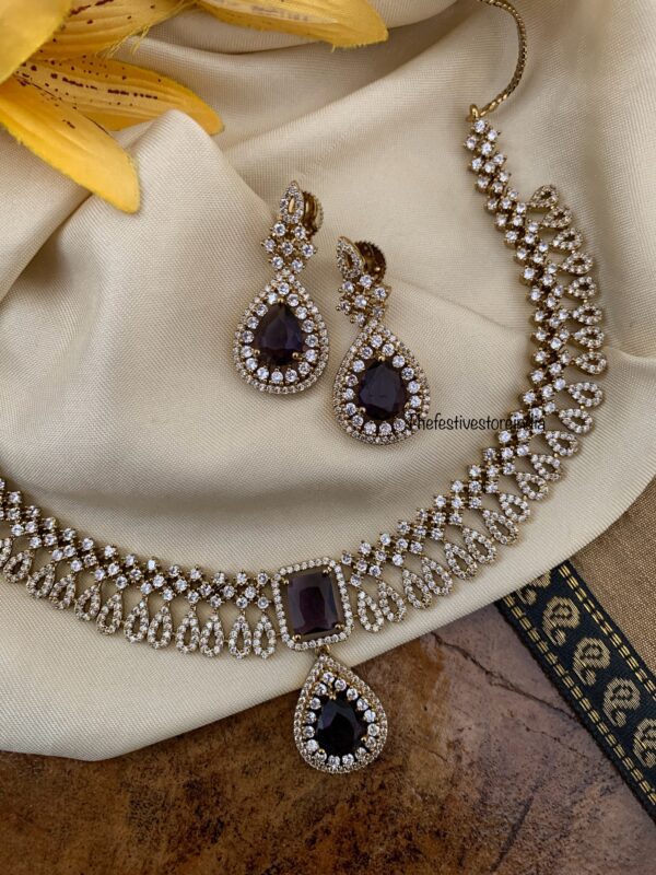 Amethyst / Purple drop diamonds set