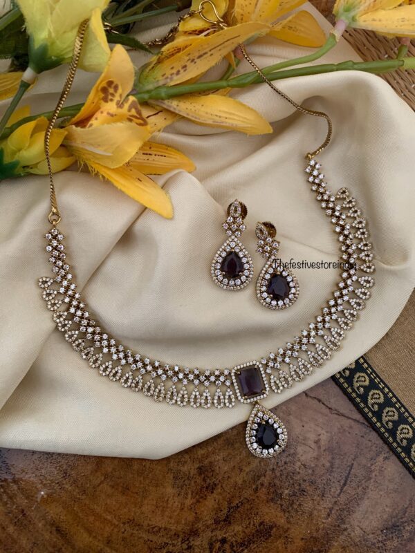 Amethyst / Purple drop diamonds set