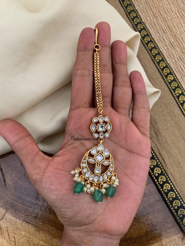 Kundan green drops maangtikka