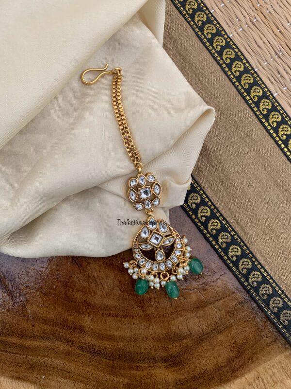 Kundan green drops maangtikka