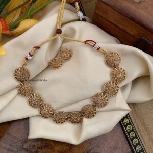 Budgeted carved round matte necklace set
