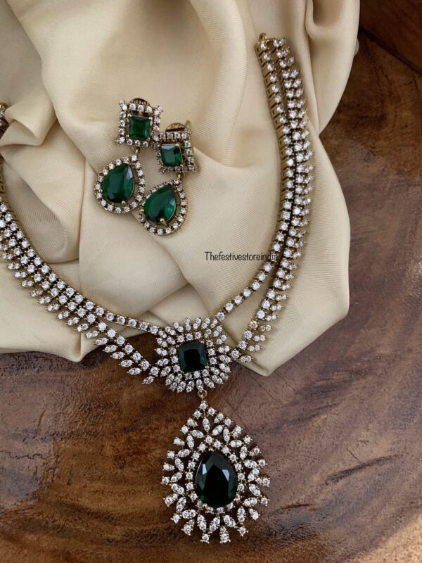 Budgeted 2 layer Victorian necklace set