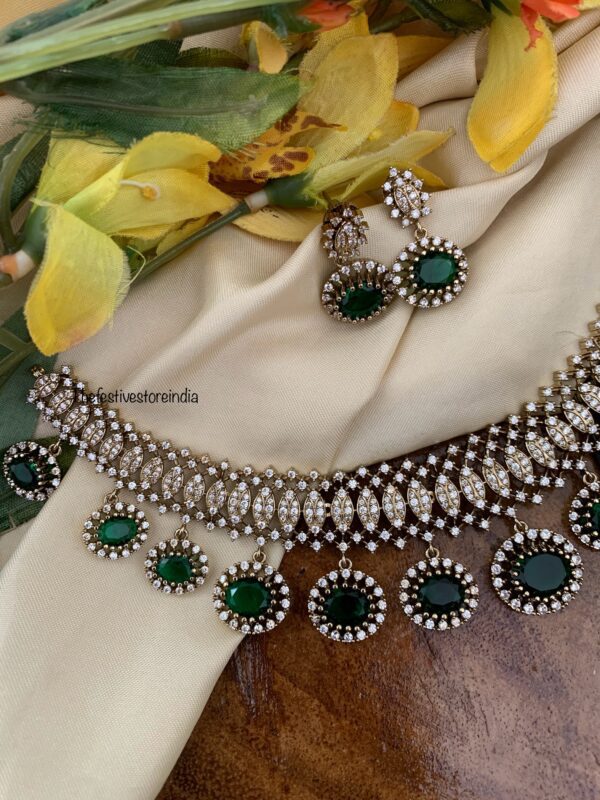 Victorian Green droplets necklace set | Bridal