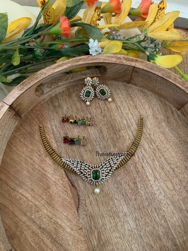 Unique diamonds changeable set