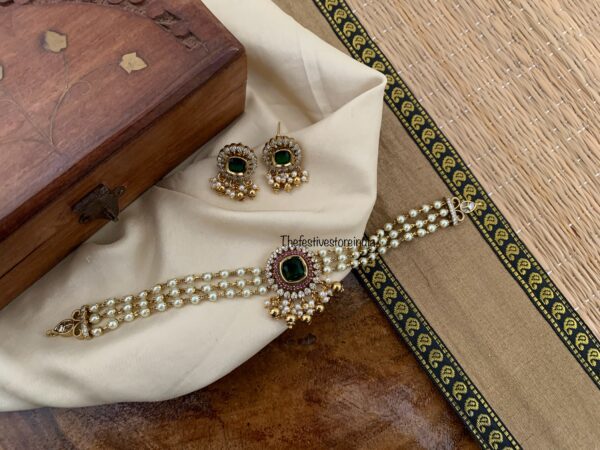 Pearl multi color pendant choker set