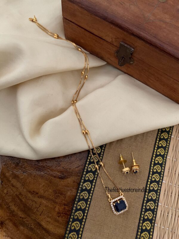 Blue pendant simple chain set