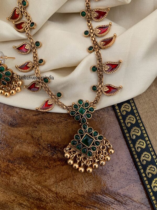 Antique matte polish maanga/mango chain with pendant necklace set