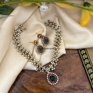 Diamond drop pendant necklace set