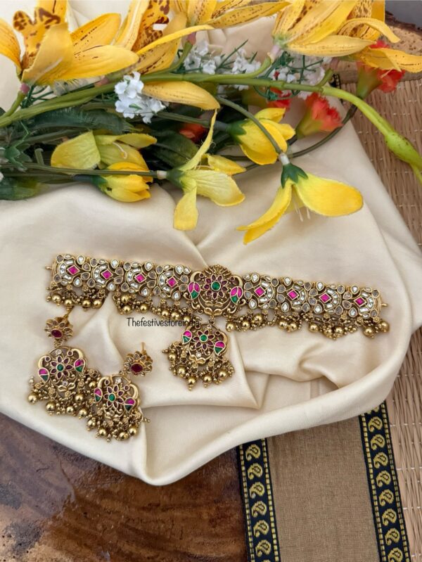 Jadau Kundan stone non idol Choker set