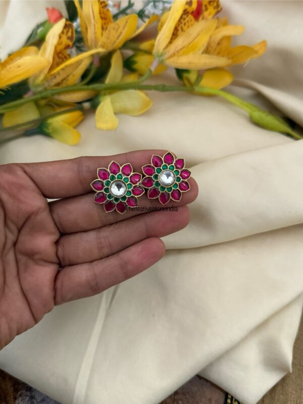 Jadau Floral studs