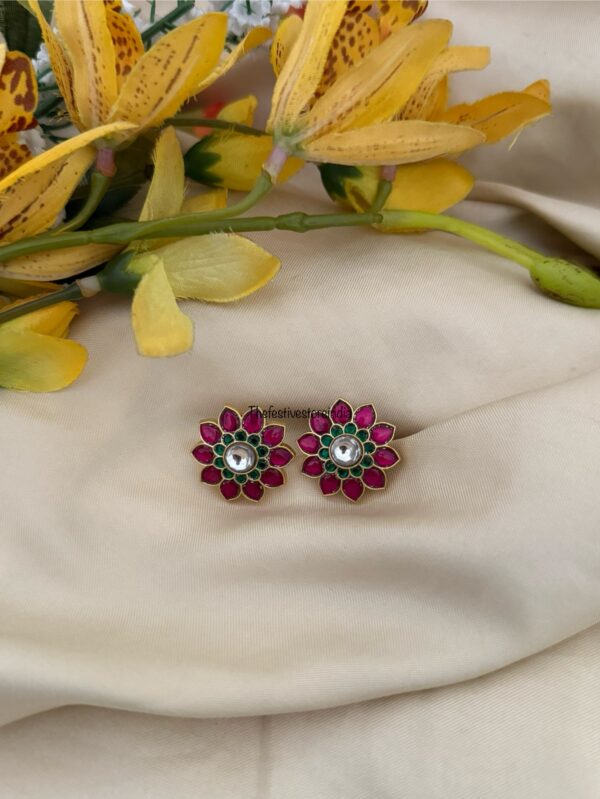 Jadau Floral studs