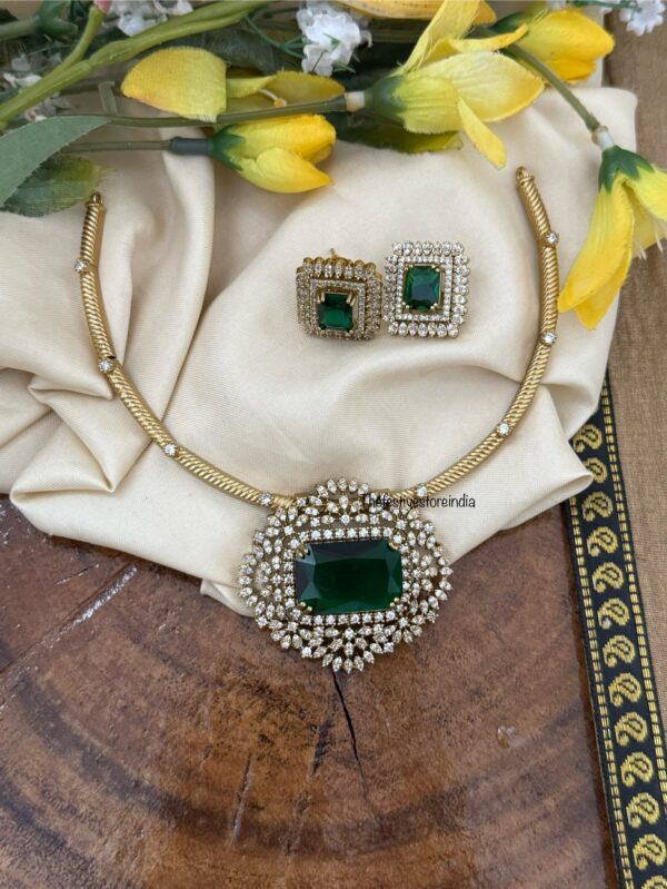 Stone Victorian Hasli set - Emerald / Green | Bridal | Necklace | Wedding | Unique