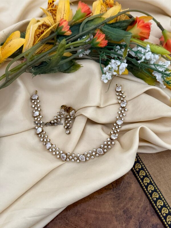 All Diamonds necklace set