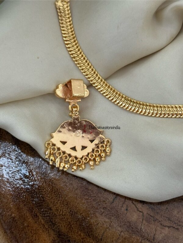 Classic detachable pendant Attigai chain