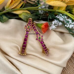 All kemp blocks with flower motif bangles - Set of 2