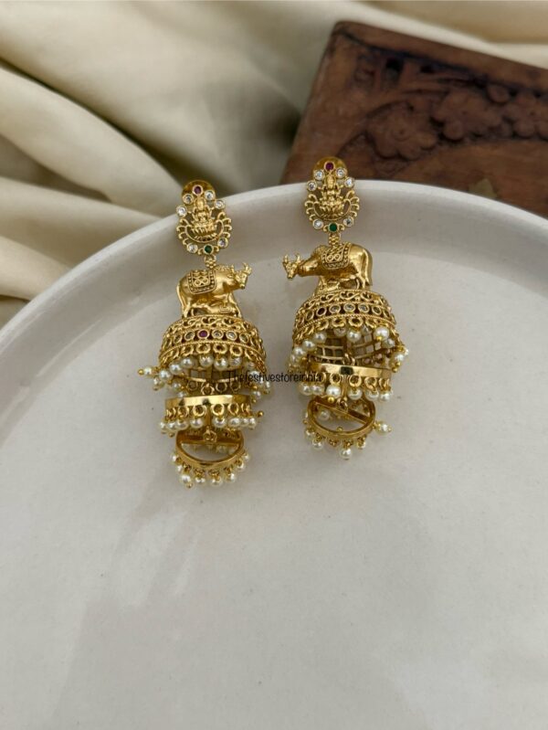 Step jhumkas