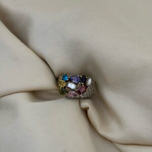 Multi color stone finger ring