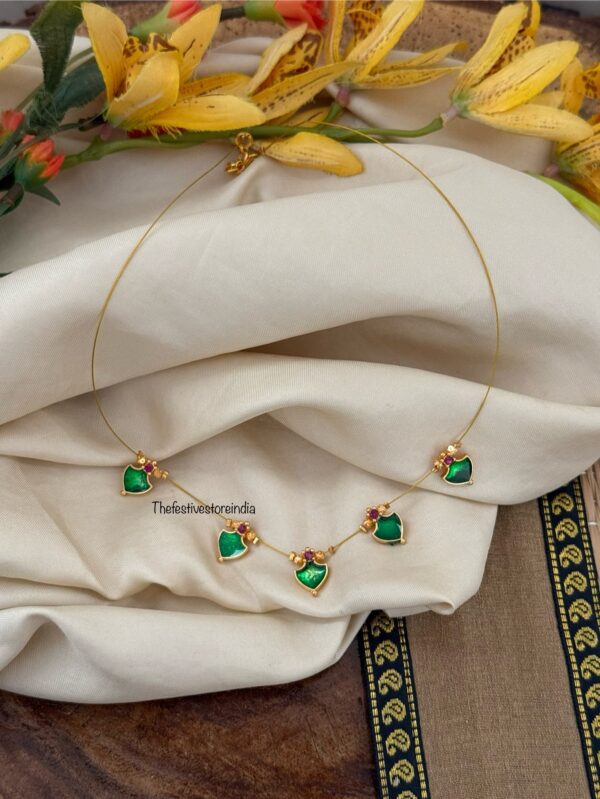 Kerala palakka motif invisible chain