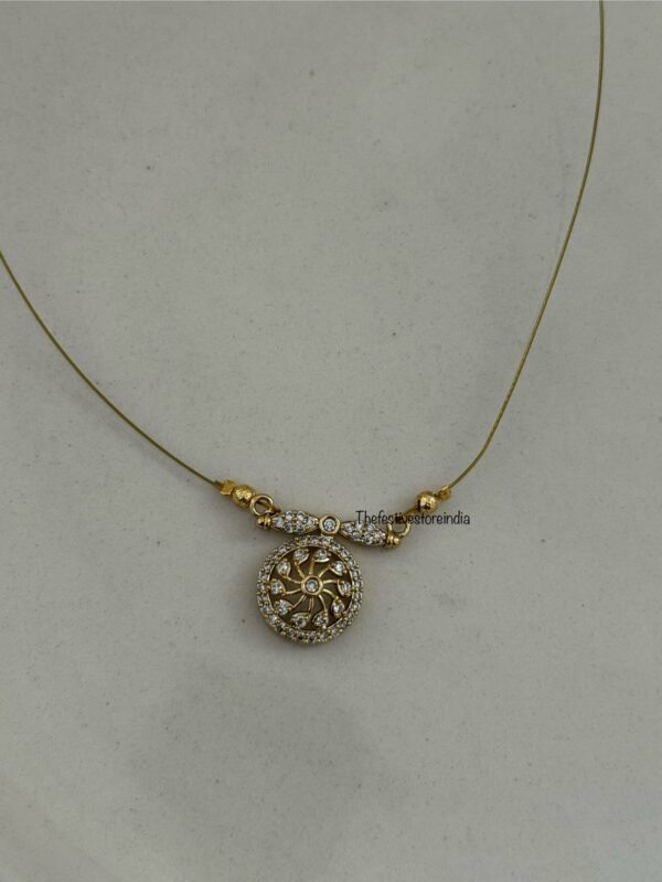 Simple AD pendant invisible chain set
