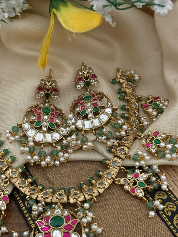 Bridal Jadau pearls necklace set with Kundan stones
