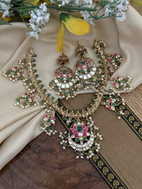 Bridal Jadau pearls necklace set with Kundan stones