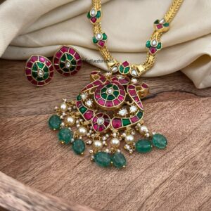 Jadau Attigai necklace set