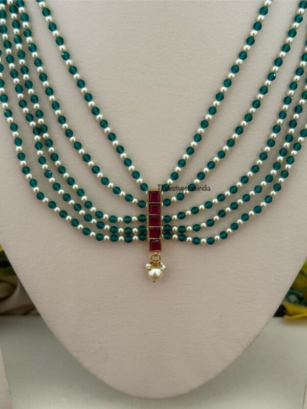 40cms Unisex green beads with jadau pendant chain