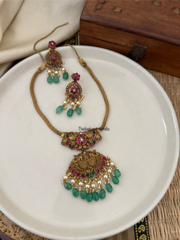 Jadau non idol antique polish green drop attigai set