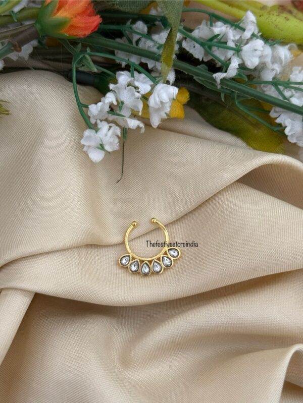 Jadau Septum ring 10 - All white
