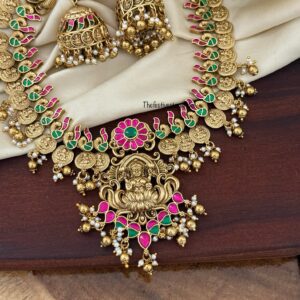 Grand Jadau stones with Kaasu Navilu necklace set