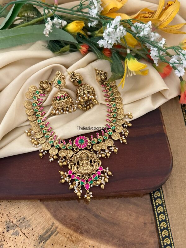 Grand Jadau stones with Kaasu Navilu necklace set
