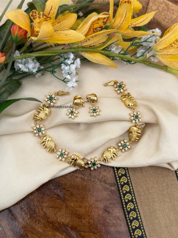 Ambaari / Elephant Kids friendly necklace set