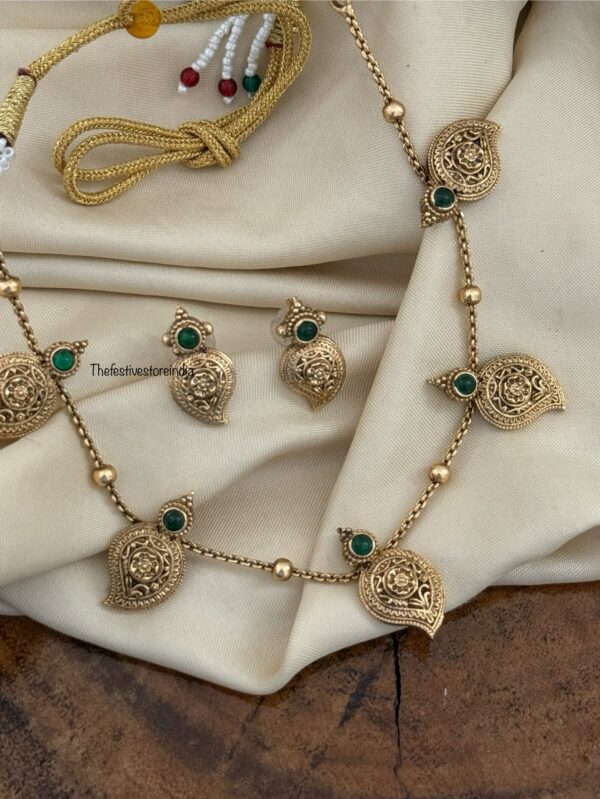 Mango motif chain set | Necklace | Budgeted