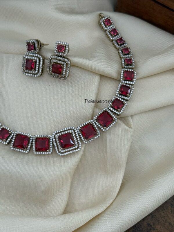 Ruby blocks choker necklace set