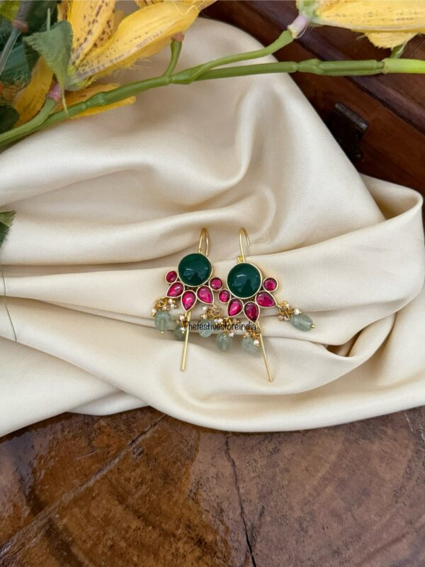 Jadau Green stone earcuff | Stick ear cuff