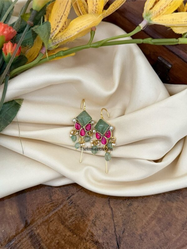 Jadau Mint stone earcuff | Stick ear cuff