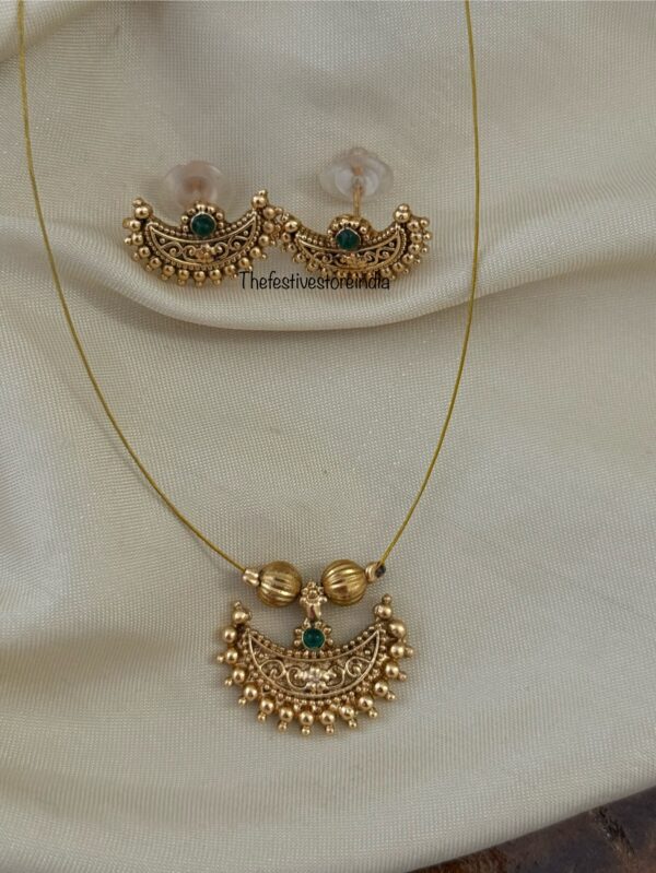 Invisible Chand Set