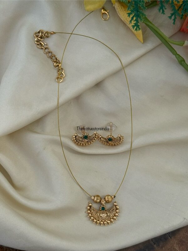 Invisible Chand Set
