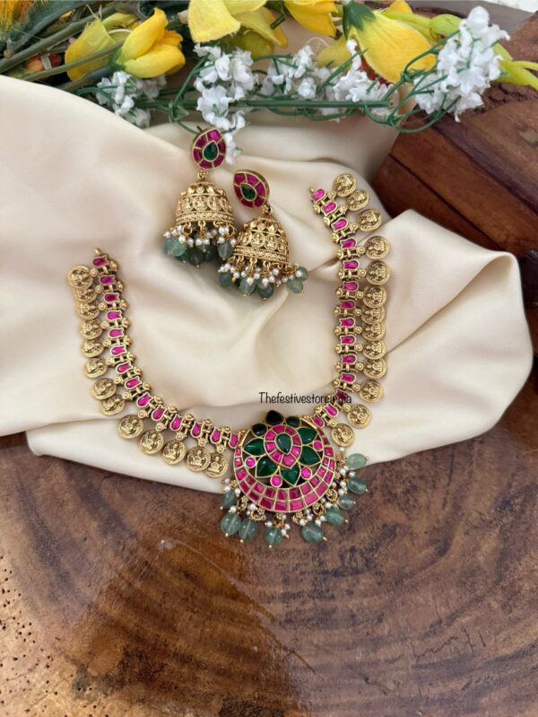 Kaasu Lakshmi Jadau pendant necklace set