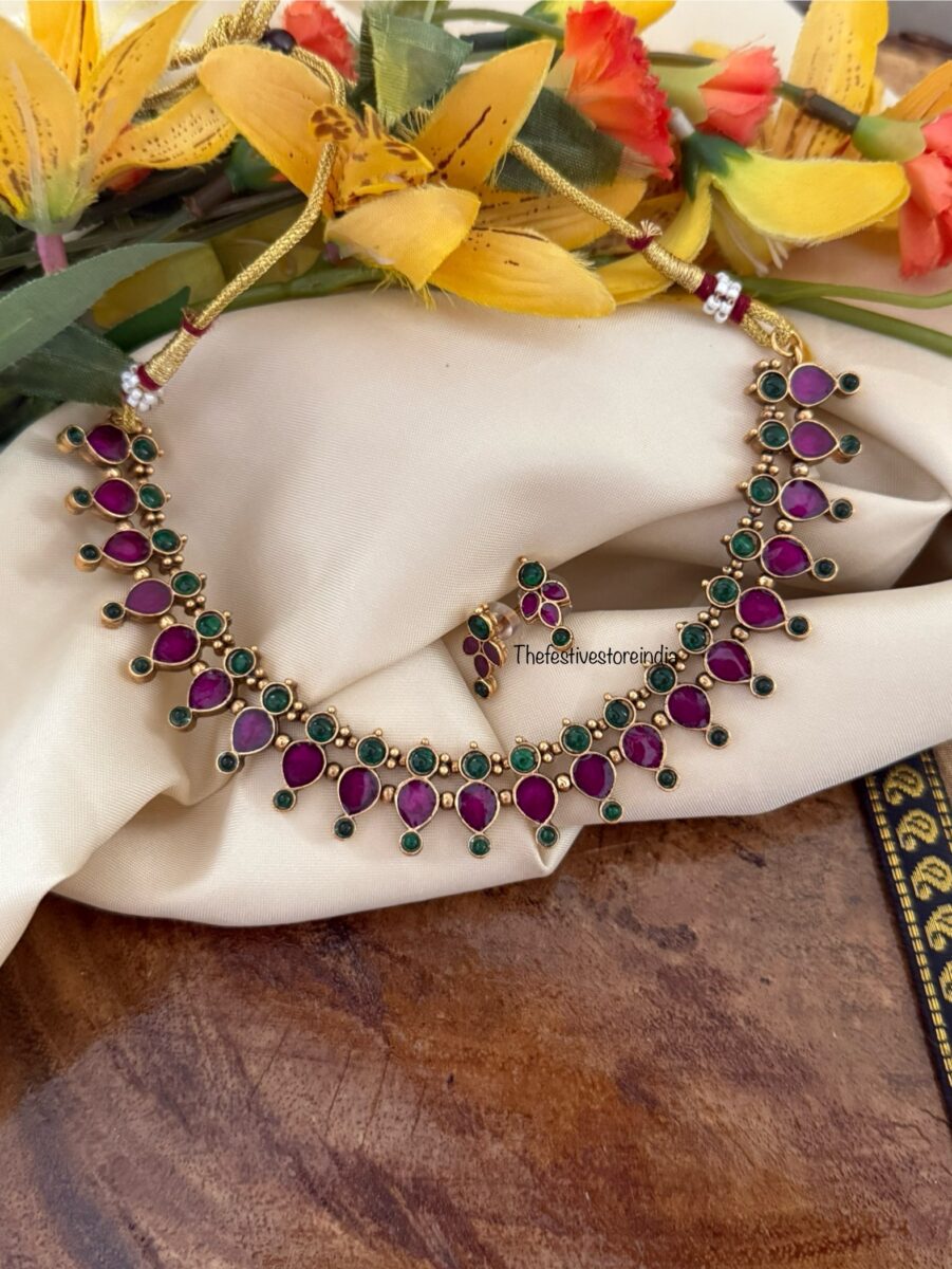 Budgeted Ruby and green stone necklace set