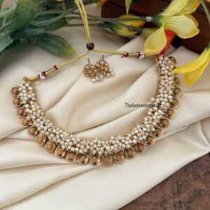 Samantha cluster pearls necklace set