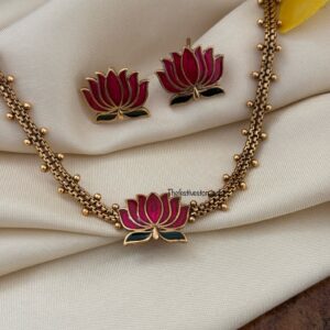 Budgeted enamel red green Lotus necklace set