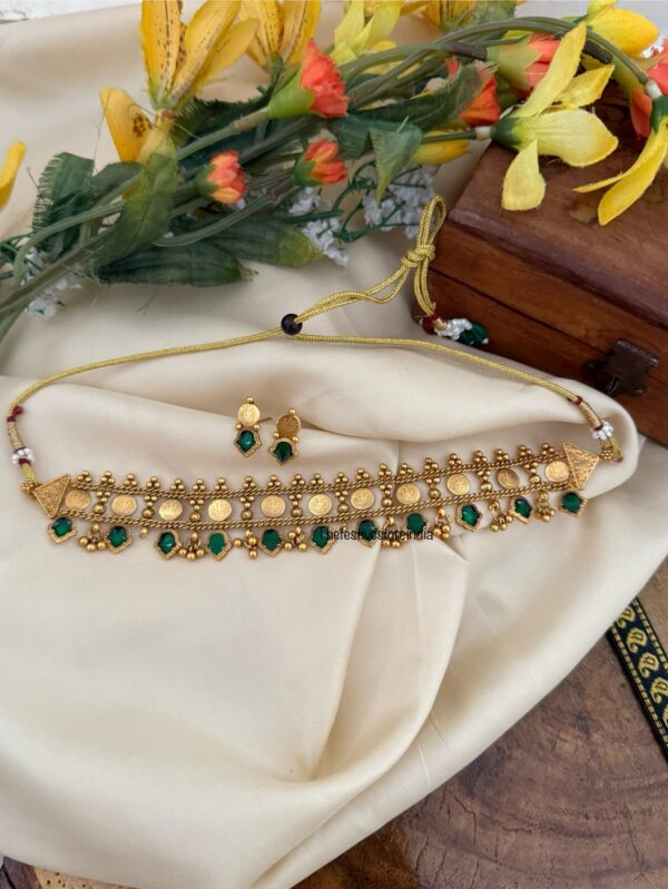 Budgeted Lakshmi Kaasu choker set - Green