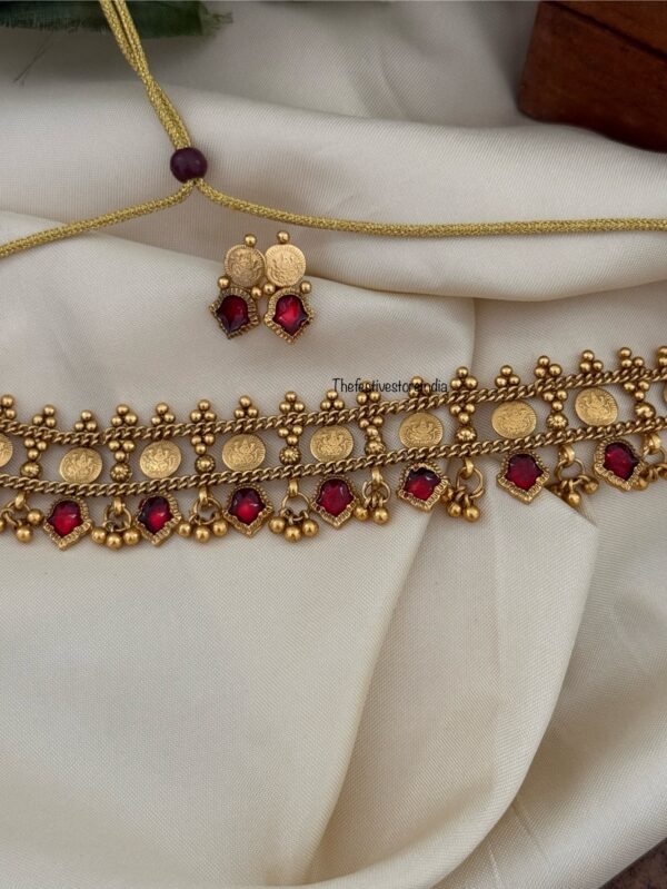 Budgeted Lakshmi Kaasu choker set - Red