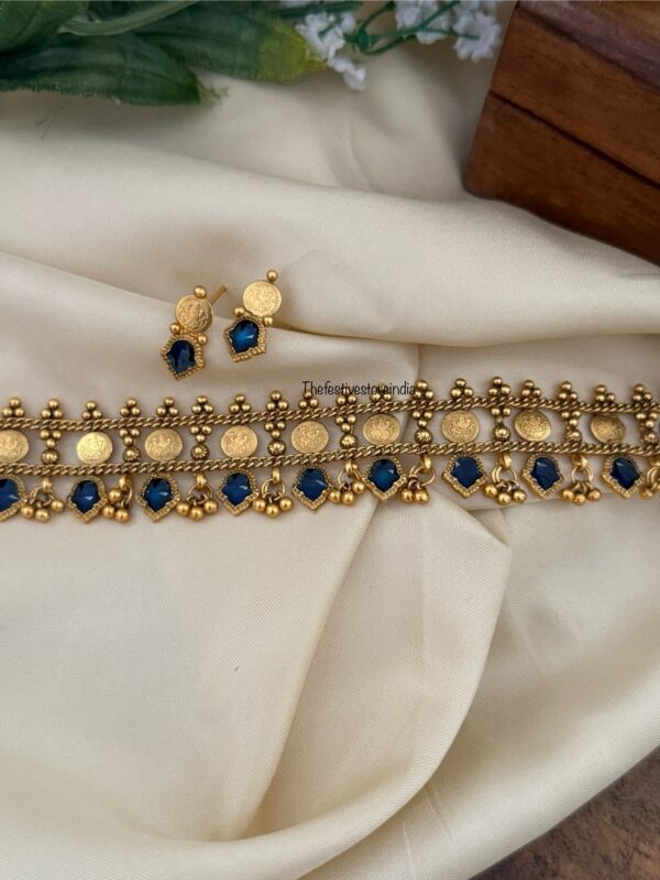 Budgeted Lakshmi Kaasu choker set - Blue