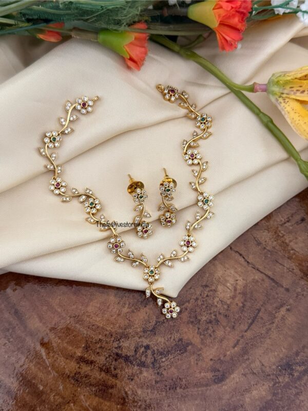 Kids friendly leafy floral diamonds set