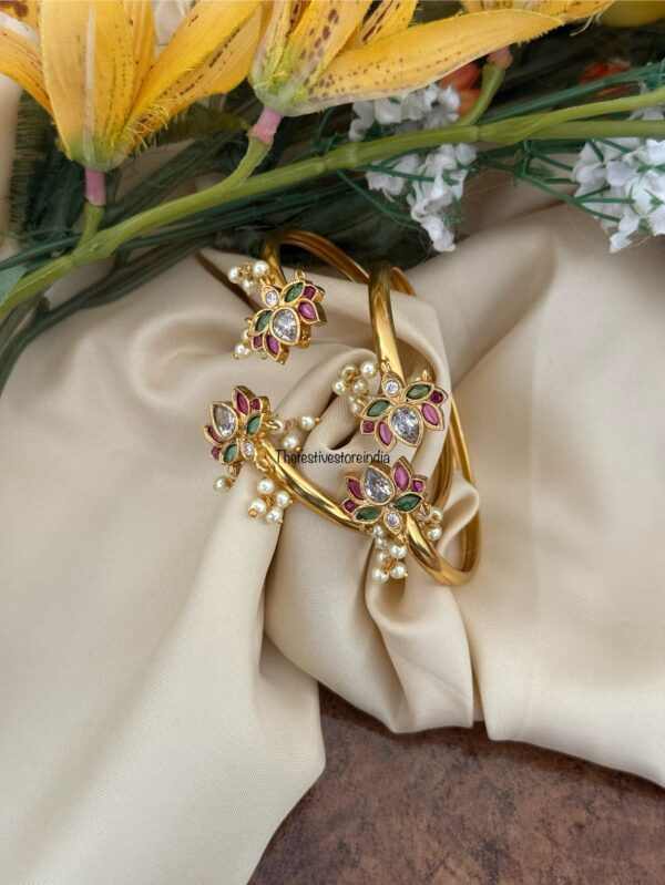 Set of 2 Lotus kada ( Free size)