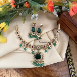 Fusion Emerald hasli set I Kanti | Indian jewellery