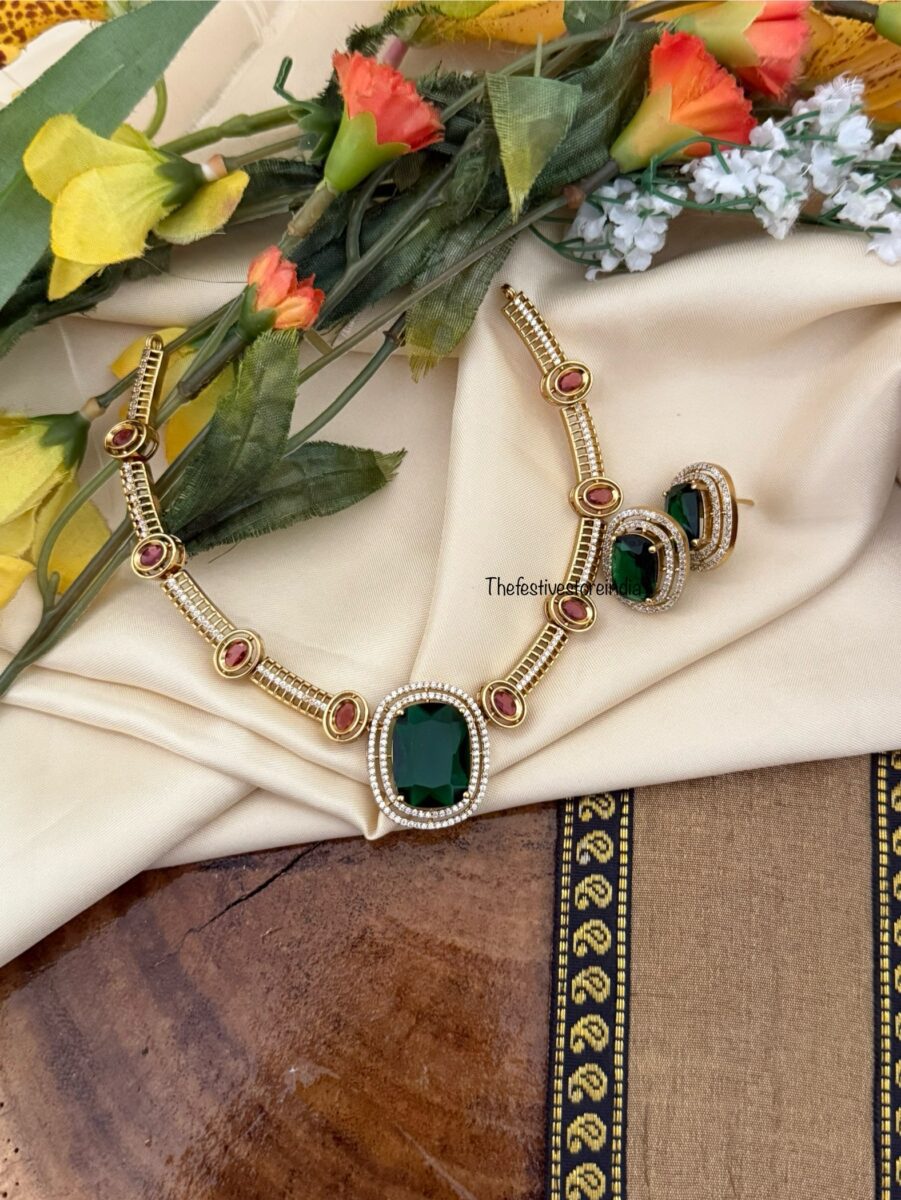 Hashmi Stone Pattern Simple Emerald stone hasli set I Kanti | Indian jewellery - The Festive ...